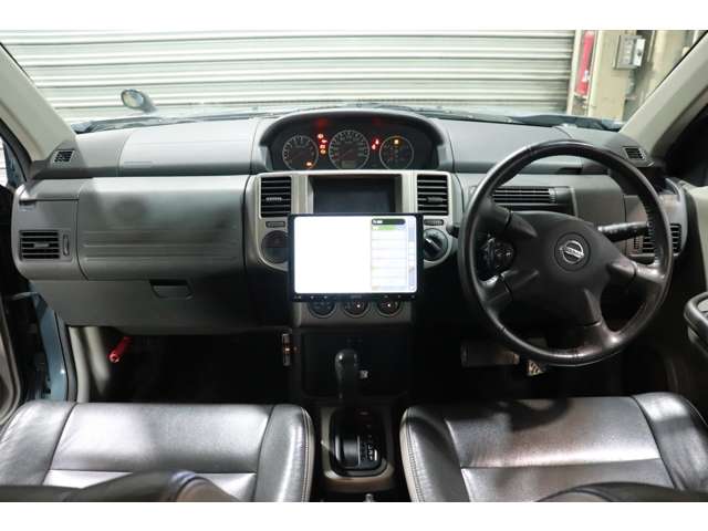 2005 Nissan X-Trail – thumbnail 4