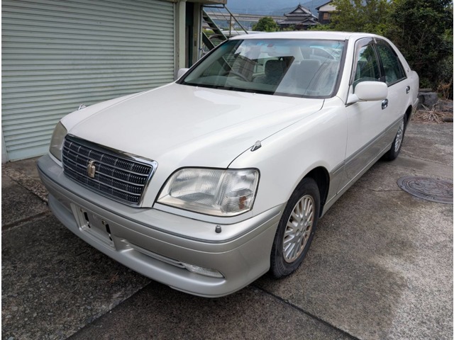 2003 Toyota Crown Royal