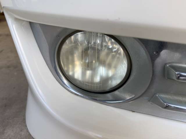 2004 Toyota Alphard – thumbnail 4