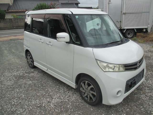 2010 Nissan Roox – thumbnail 3