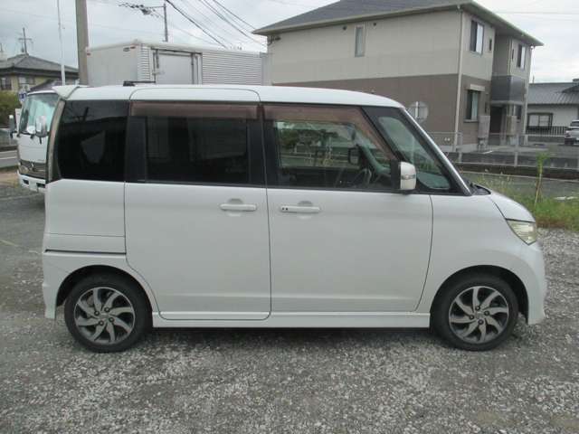 2010 Nissan Roox – thumbnail 4
