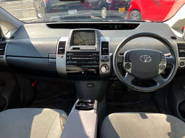 2006 Toyota Prius – thumbnail 2