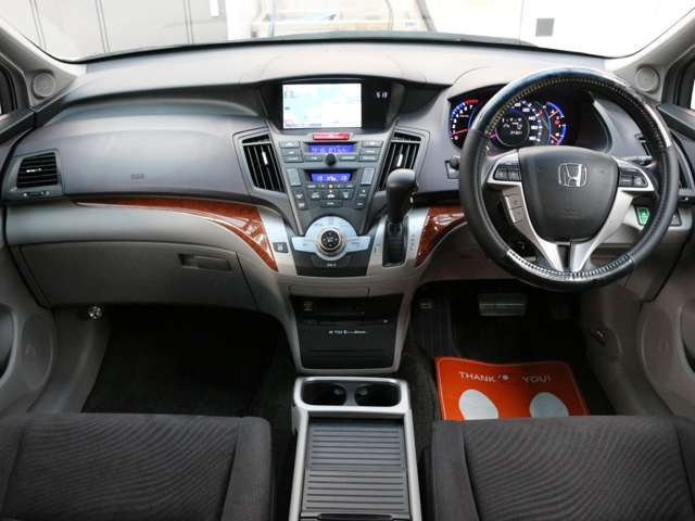 2010 Honda Odyssey – thumbnail 4
