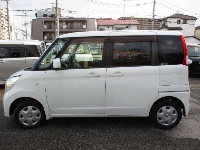 2010 Nissan Roox – thumbnail 4