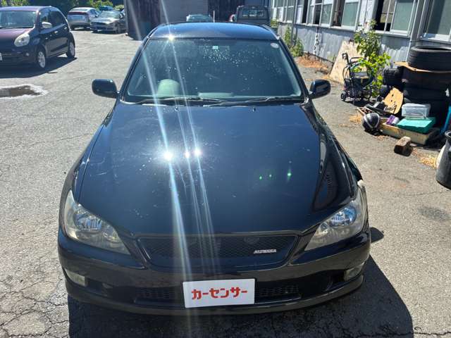 2004 Toyota Altezza – thumbnail 2