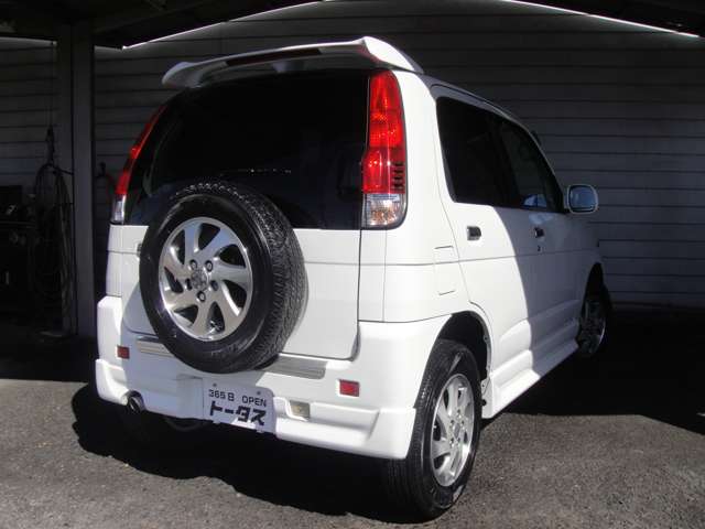 2004 Daihatsu Terios Kid – thumbnail 3