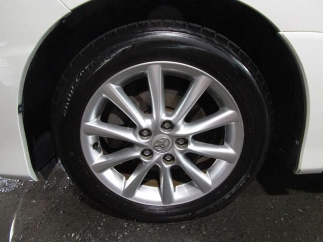 2009 Toyota Estima – thumbnail 2