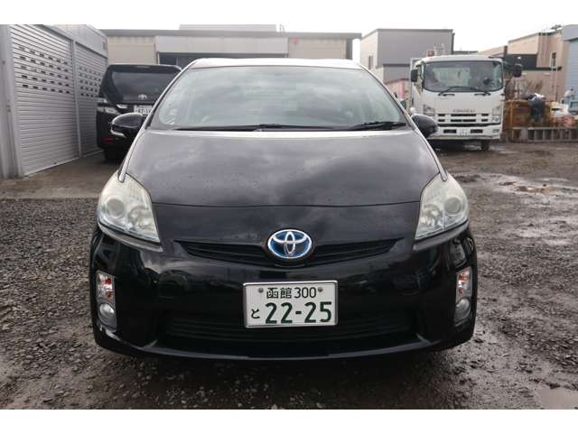 2010 Toyota Prius – thumbnail 2