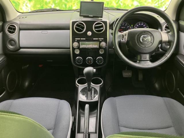 2011 Mazda Verisa – thumbnail 2