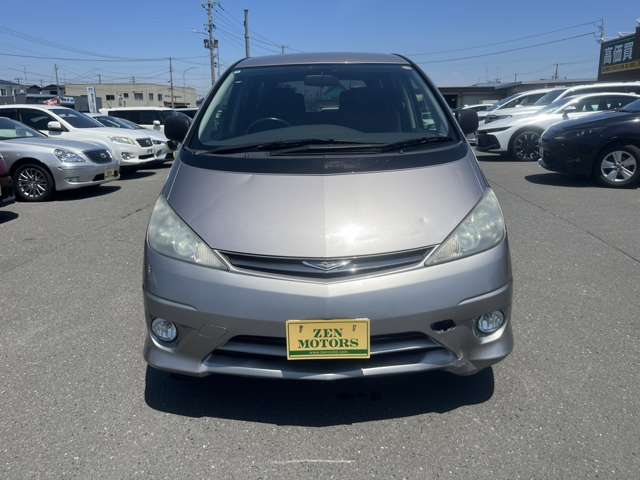 2004 Toyota Estima – thumbnail 2