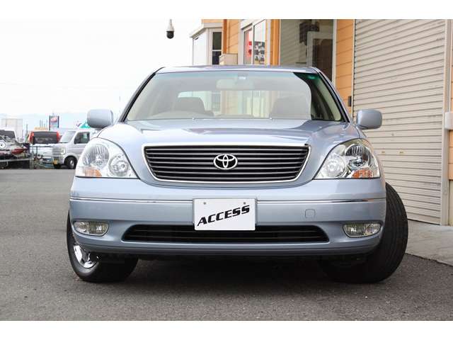 2001 Toyota Celsior – thumbnail 3