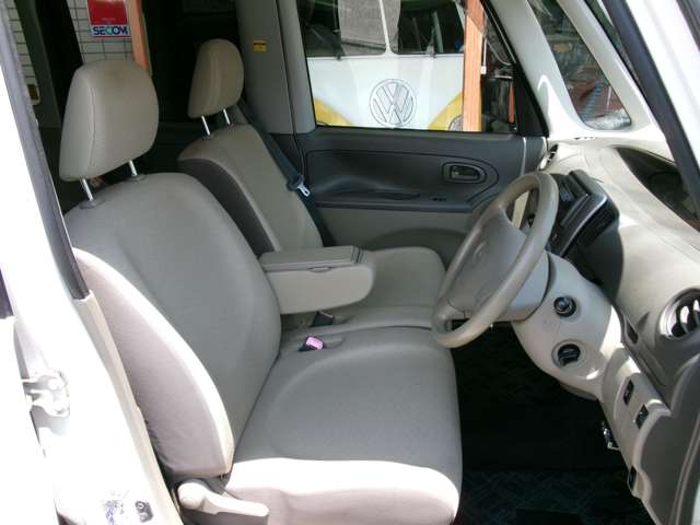 2008 Daihatsu Tanto – thumbnail 4