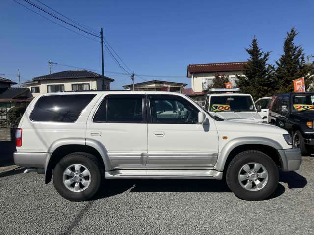 2001 Toyota Hilux Surf – thumbnail 4