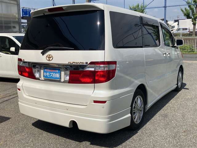 2005 Toyota Alphard – thumbnail 3
