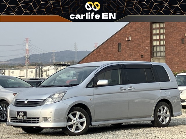 2005 Toyota Isis