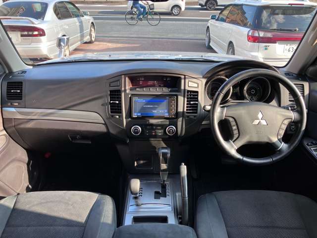 2008 Mitsubishi Pajero – thumbnail 3