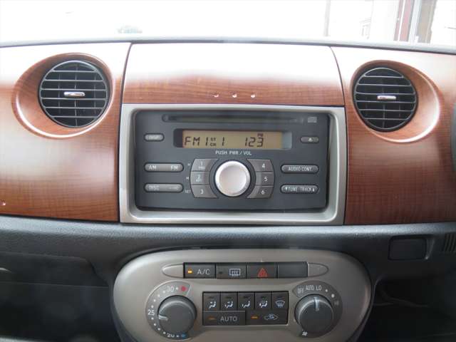 2007 Daihatsu Mira Gino – thumbnail 4
