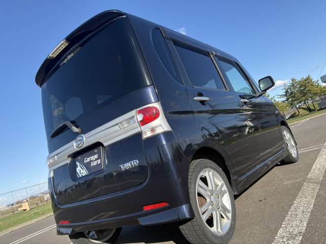 2008 Daihatsu Tanto – thumbnail 4