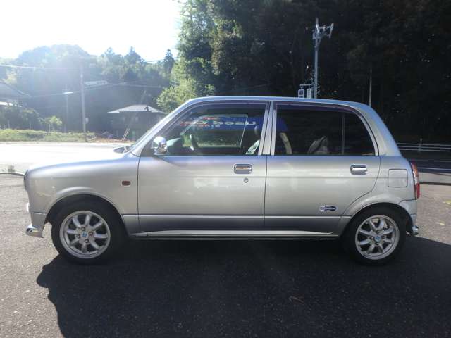 2003 Daihatsu Mira Gino – thumbnail 4