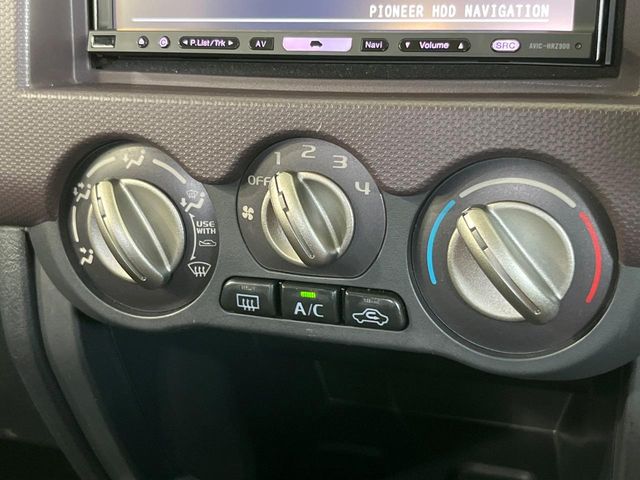 2009 Mitsubishi Pajero Mini – thumbnail 3