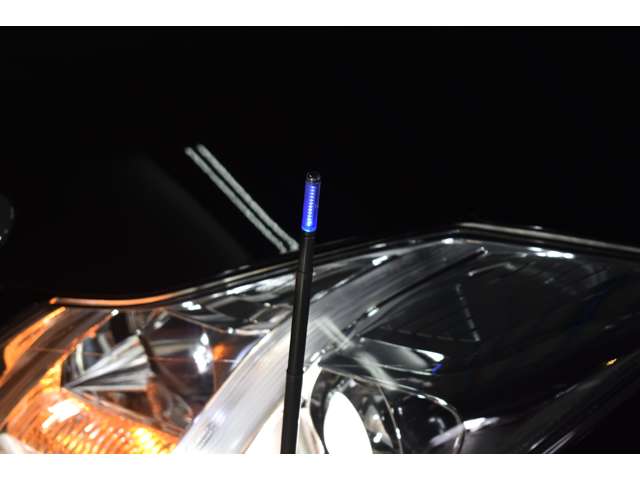 2009 Toyota Crown Royal – thumbnail 4