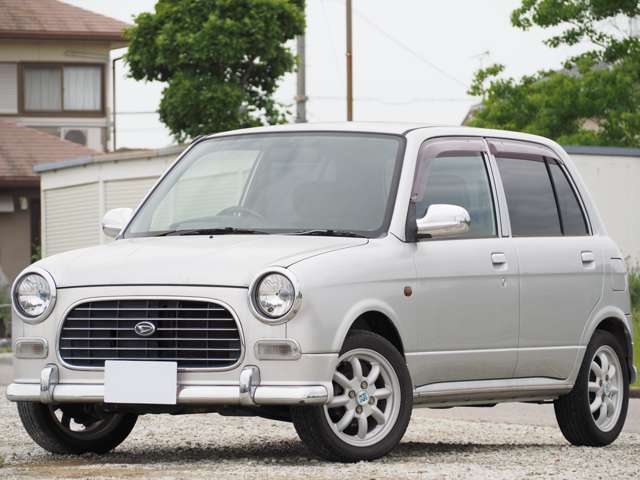 2000 Daihatsu Mira Gino – thumbnail 3
