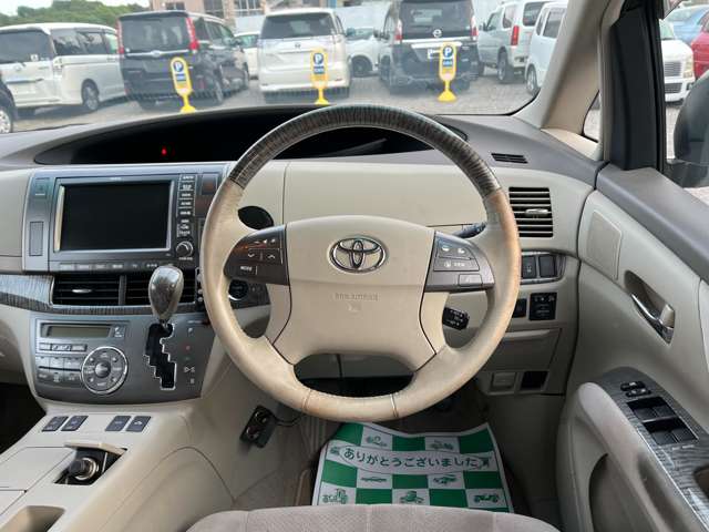 2009 Toyota Estima Hybrid – thumbnail 3