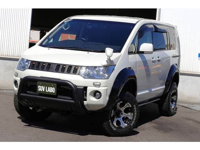 2011 Mitsubishi Delica D:5 – thumbnail 3