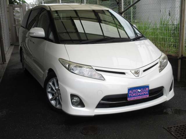 2010 Toyota Estima – thumbnail 4