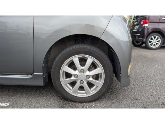 2008 Daihatsu Tanto – thumbnail 4