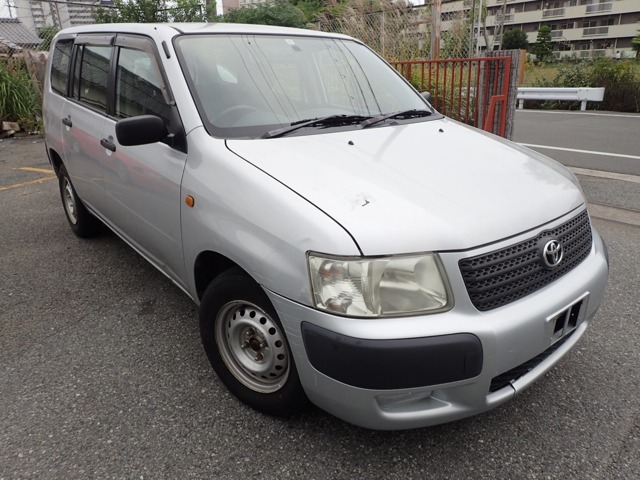 2009 Toyota Succeed Van
