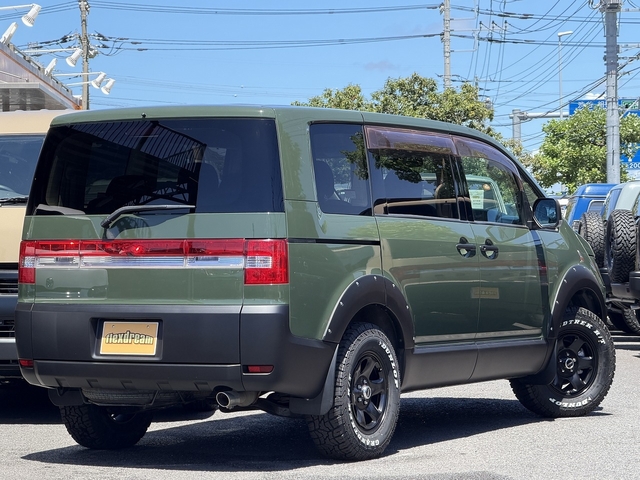 2008 Mitsubishi Delica D:5 – thumbnail 3
