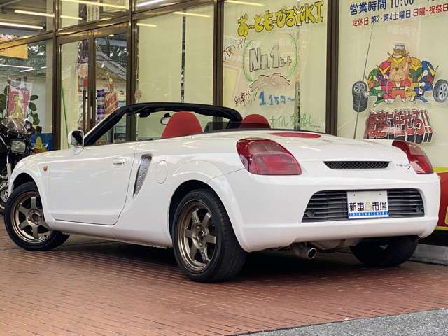 1999 Toyota MR-S – thumbnail 4
