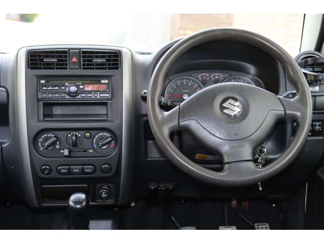 2005 Suzuki Jimny – thumbnail 2