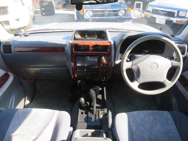 2000 Toyota Land Cruiser Prado – thumbnail 3