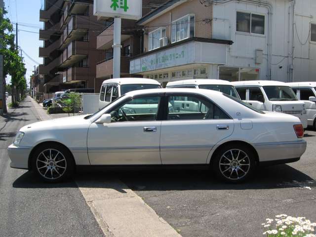 2000 Toyota Crown Royal – thumbnail 4