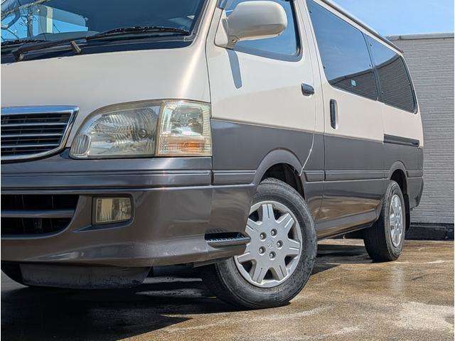 1999 Toyota Hiace – thumbnail 4