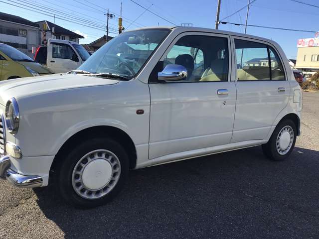 2001 Daihatsu Mira Gino – thumbnail 4