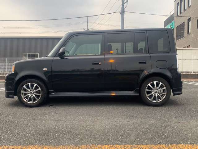 2006 Toyota bB – thumbnail 4