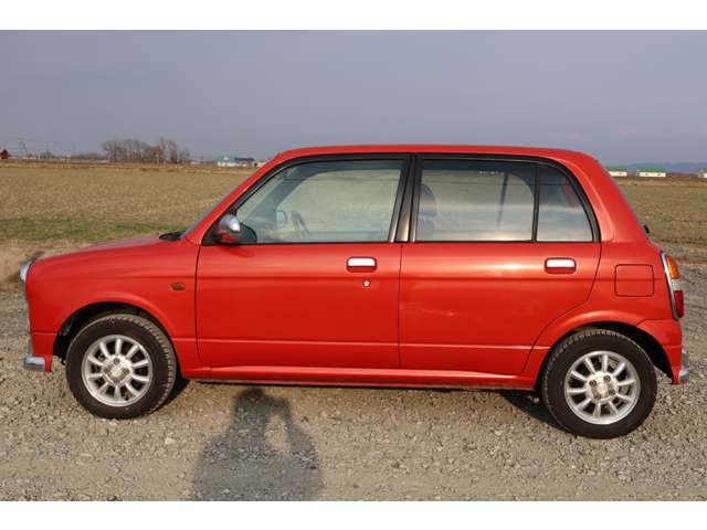 2000 Daihatsu Mira Gino – thumbnail 4
