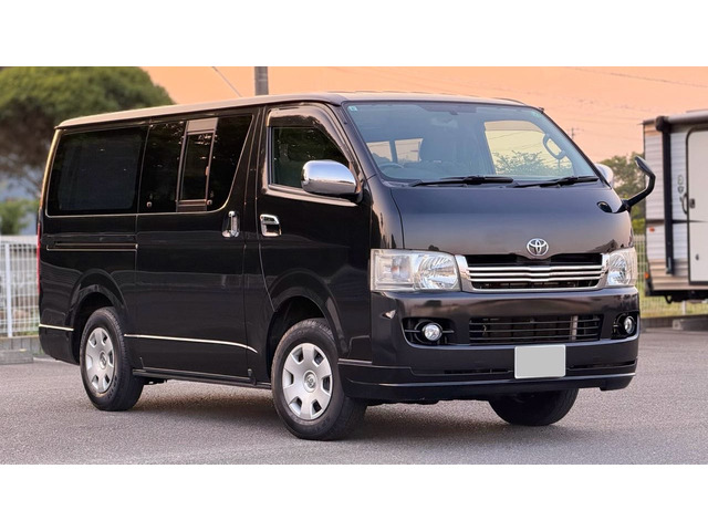 2008 Toyota Hiace