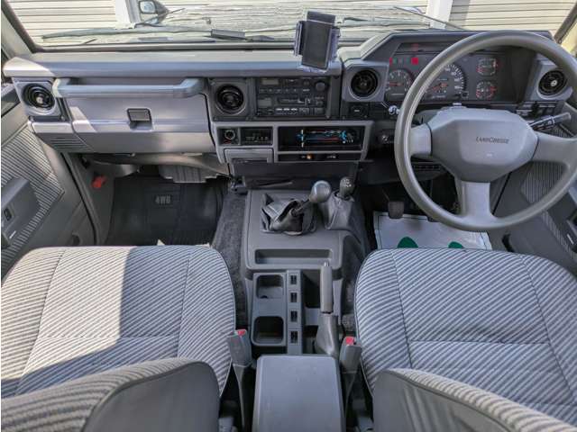1992 Toyota Land Cruiser 70 – thumbnail 3
