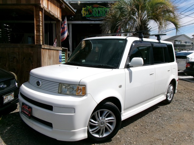 2004 Toyota bB