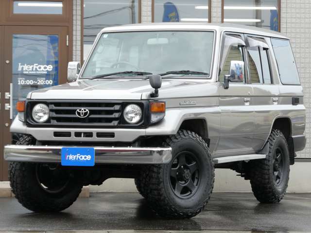 2000 Toyota Land Cruiser 70 – thumbnail 3