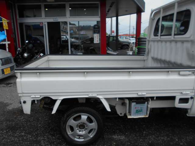 2004 Daihatsu Hijet Truck – thumbnail 4