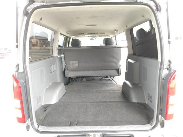 2005 Toyota Regius Ace – thumbnail 2
