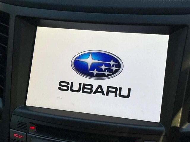 2011 Subaru Legacy Touring Wagon – thumbnail 3