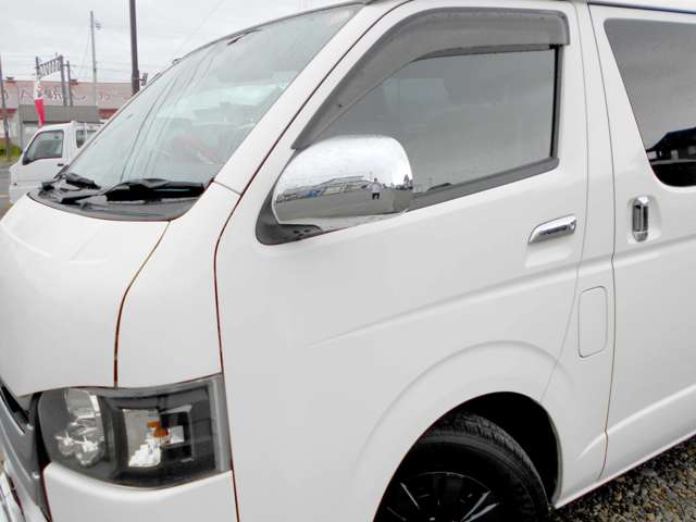 2007 Toyota Regius Ace – thumbnail 4