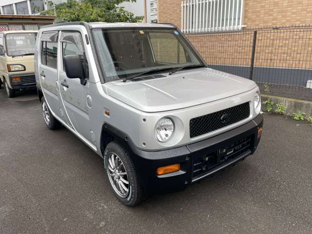 2001 Daihatsu Naked – thumbnail 2