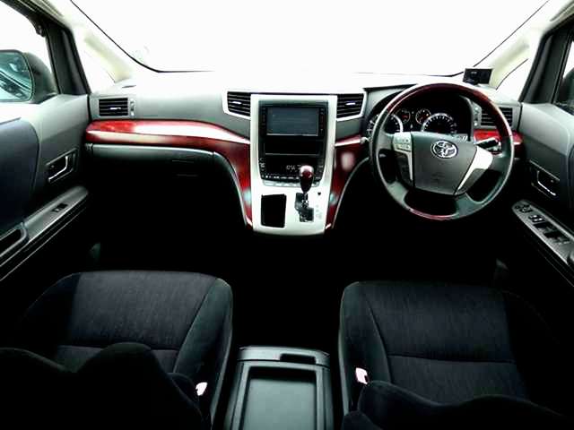 2009 Toyota Vellfire – thumbnail 2
